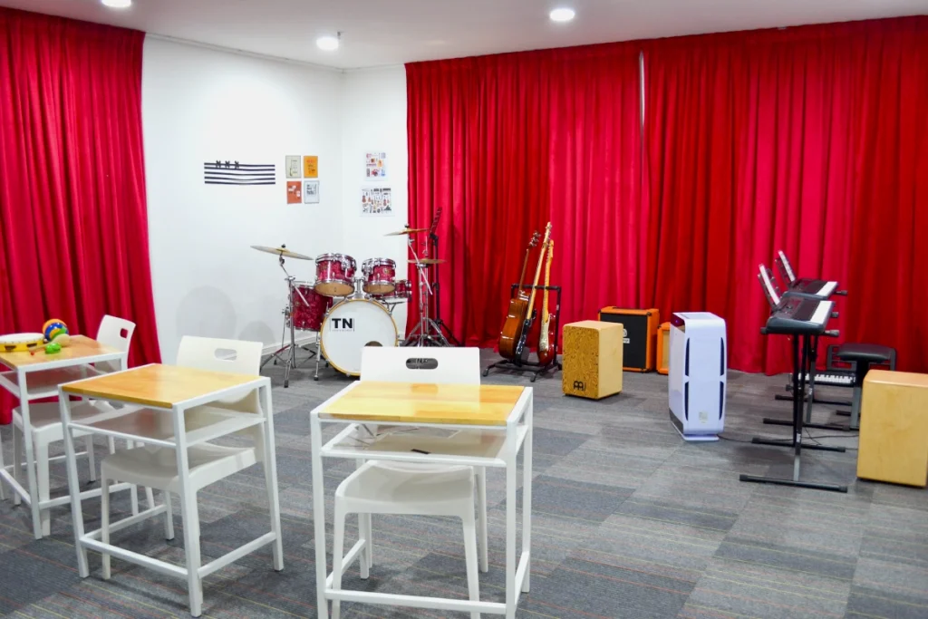 Students are exposed to a wide variety of instruments for them to learn self-exposure.