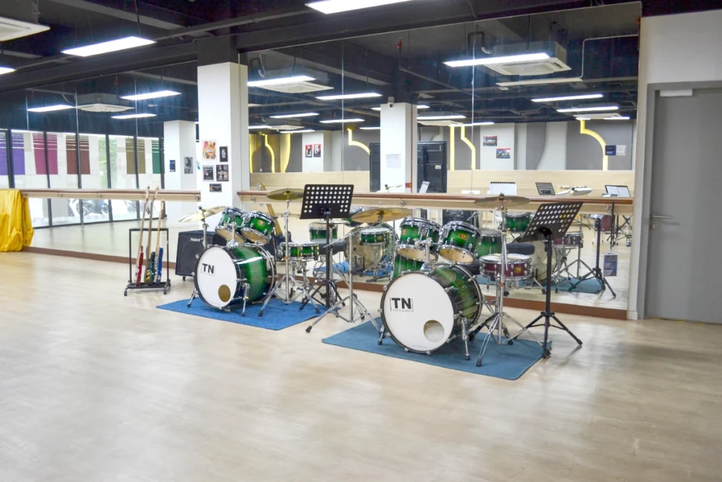 Students are exposed to a wide variety of instruments for them to learn self-exposure.